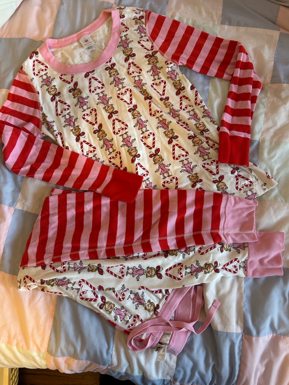 Hanna Andersson Cindy Lou Who Pajama Set